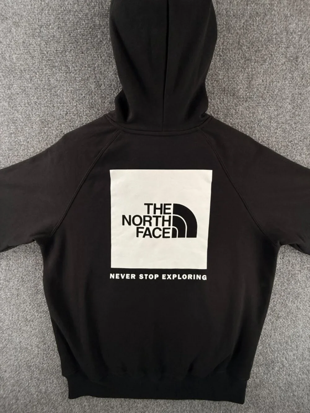 NWT North Face Back Graphic Hoodie Black White Medium Pullover Fleece Drawstring
